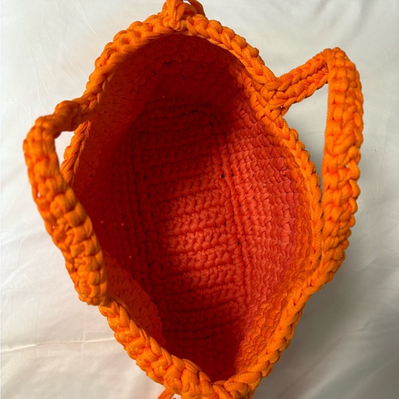 New Handwoven Crochet One of a Kind Orange and Coral Colorblock Tote Bag. - Picture 4 of 7